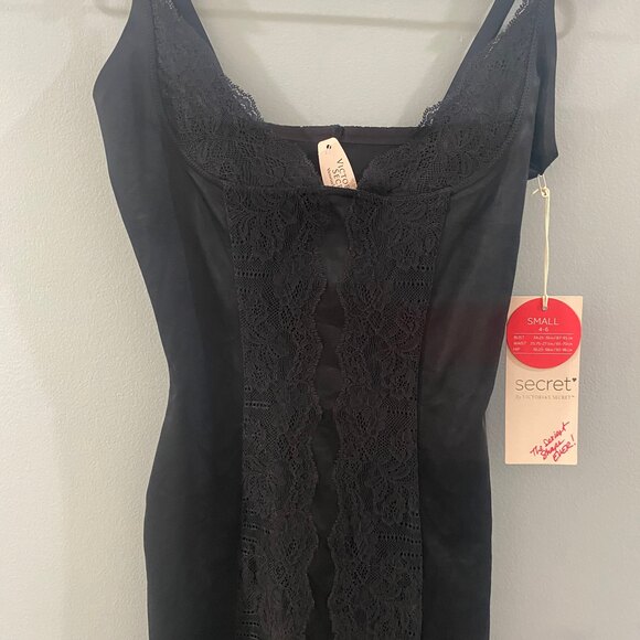 NWT Victoria Secret Black Confident & Curvy Shaping Slip S - Picture 4 of 7